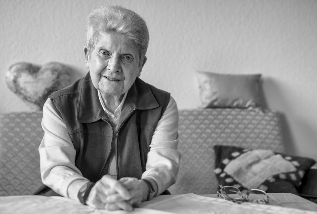 Erna Holzinger, ehemalige BLLV-Vizepräsidentin, ist im Alter von 92 Jahren verstorben. 