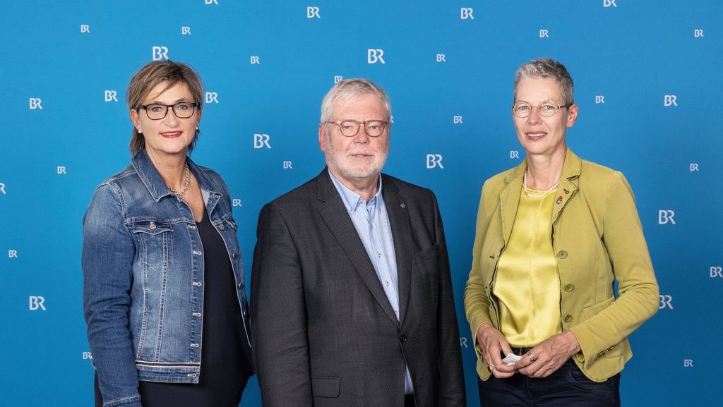 Das neue Präsidium des Rundfunkrats: Prof. Dr. Dr. habil. Godehard Ruppert (mitte), Simone Fleischmann (links), Luise Klemens (rechts) | Foto: © Bayerischer Rundfunk, Markus Konvalin Das neue Präsidium des Rundfunkrats: Prof. Dr. Dr. habil. Godehard Ruppert (mitte), Simone Fleischmann (links), Luise Klemens (rechts) | Foto: © Bayerischer Rundfunk, Markus Konvalin