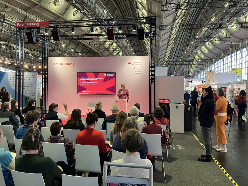 Simone Fleischmann auf der Frankfurter Buchmesse; Foto: Frankfurter Buchmesse