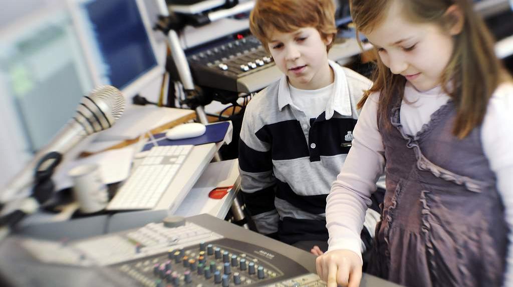 Unterricht mit Mikro und Mischpult: Kids go digital