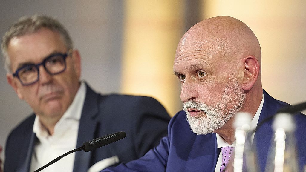 Volker Geyer (links) ist neuer Bundesvorsitzender - Ulrich Silberbach verabschiedet (Foto: Kerstin Seipt Photography)