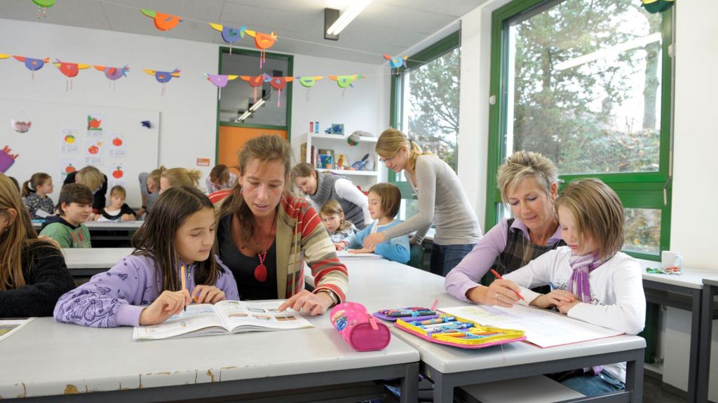 grundschule-lehrer-ueberschuss.jpg