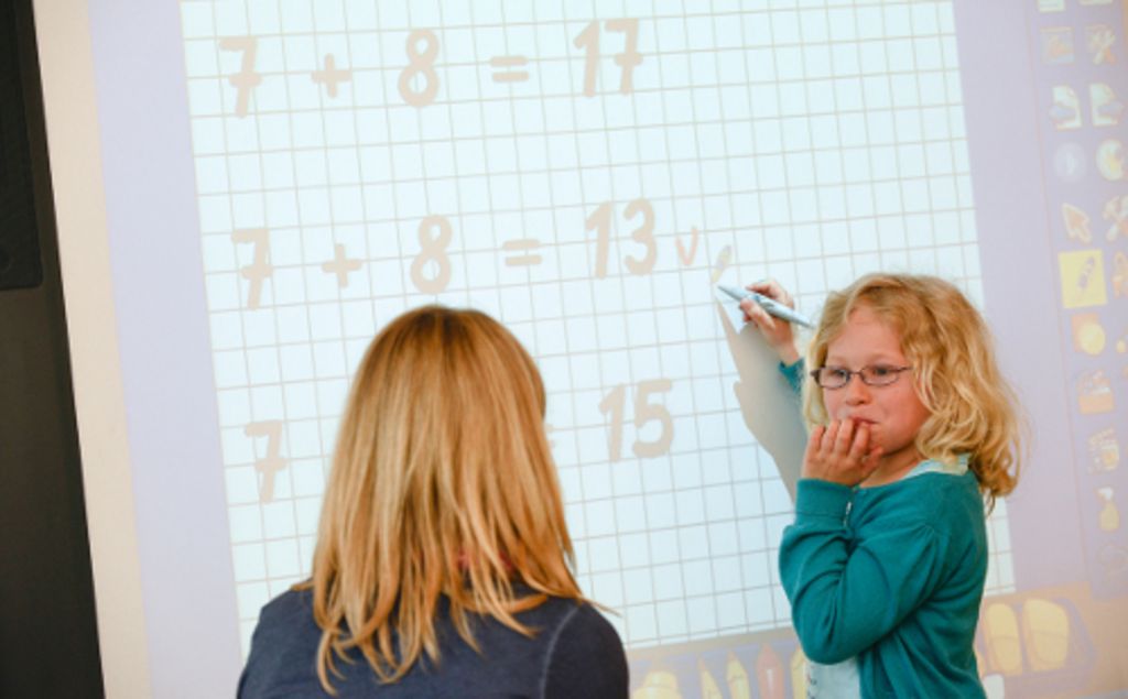 Etwas falsch zu machen muss nicht verkehrt sein. Wenn ein Schüler dadurch wirklich versteht, wie es richtig geht, hat sich sein Fehler rentiert.