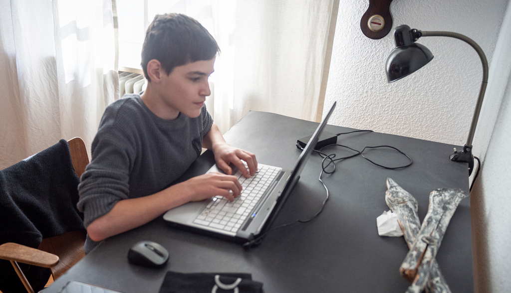 Bild: Cybermobbing kann für Kinder und Jugendliche zu einer ernsten Belastung, mitunter sogar zu psychischen Erkrankungen führen. Bild: Cybermobbing kann für Kinder und Jugendliche zu einer ernsten Belastung, mitunter sogar zu psychischen Erkrankungen führen.